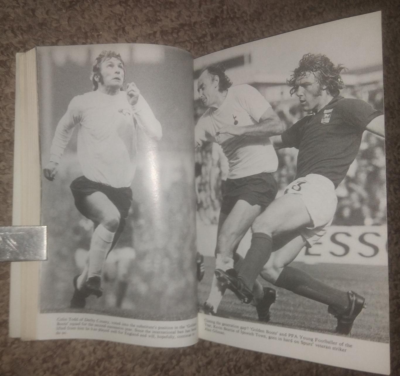 Rothmans Football Yearbook 1974-75 5