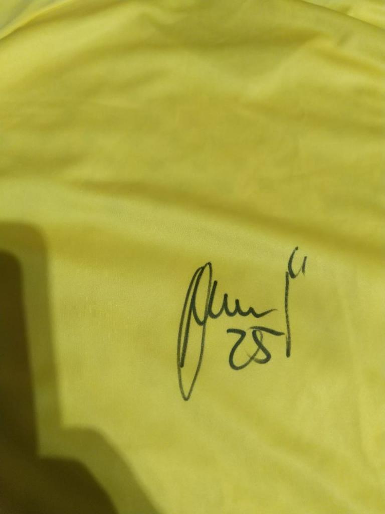 Игровая футболка Боруссия Дортмунд с автографом 3