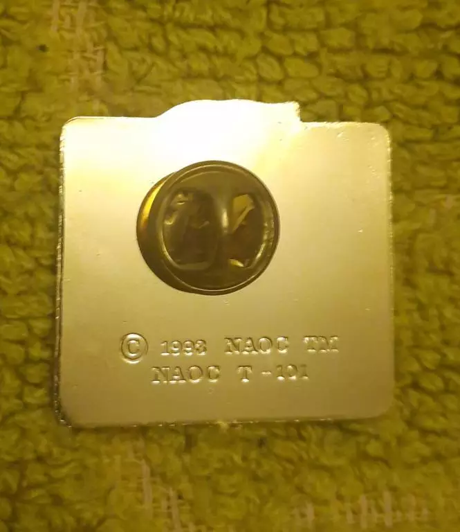 Знак Олимпиада Нагано 1998 маскот 8 1