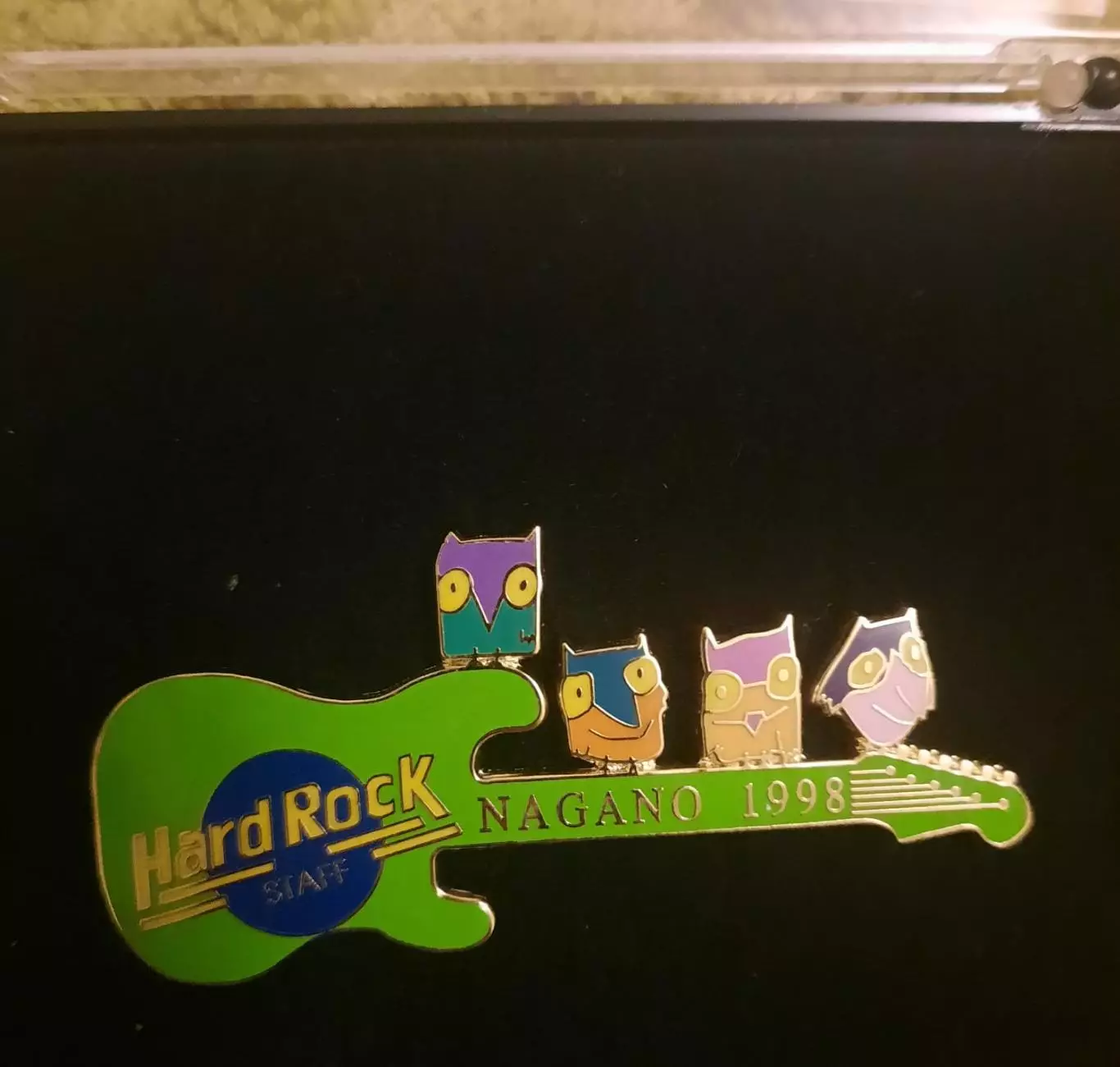 Знак Hard Rock Cafe гитара музыка Олимпиада Нагано 1998