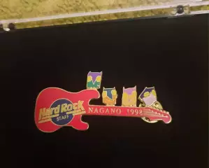 3 Знак Hard Rock Cafe гитара музыка Олимпиада Нагано 1998