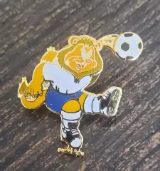 Знак футбол Чемпионат Европы 1996 в Англии. талисман, маскот 1