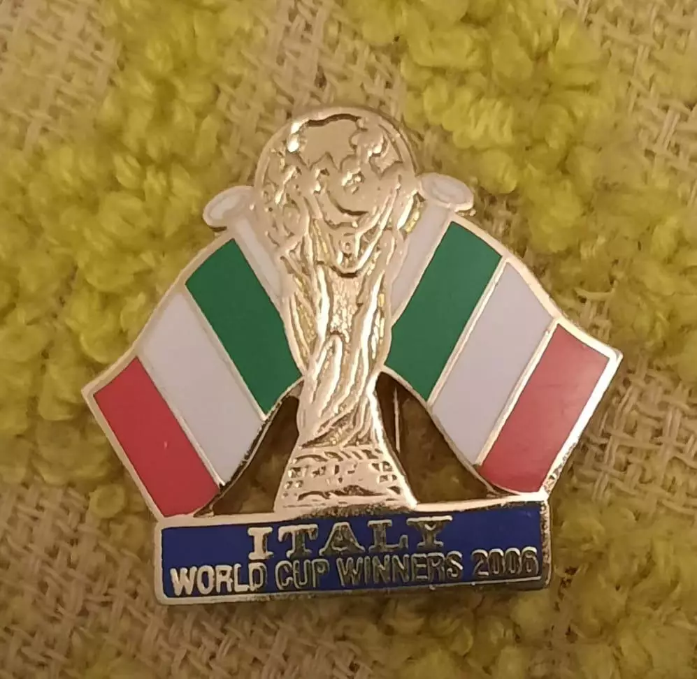 знак футбол Италия чемпион 2006