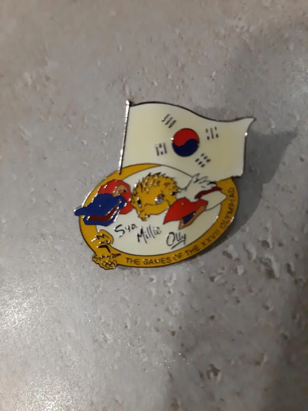 Значок Олимпиада Сидней 2000 № 10 маскот НОК Корея