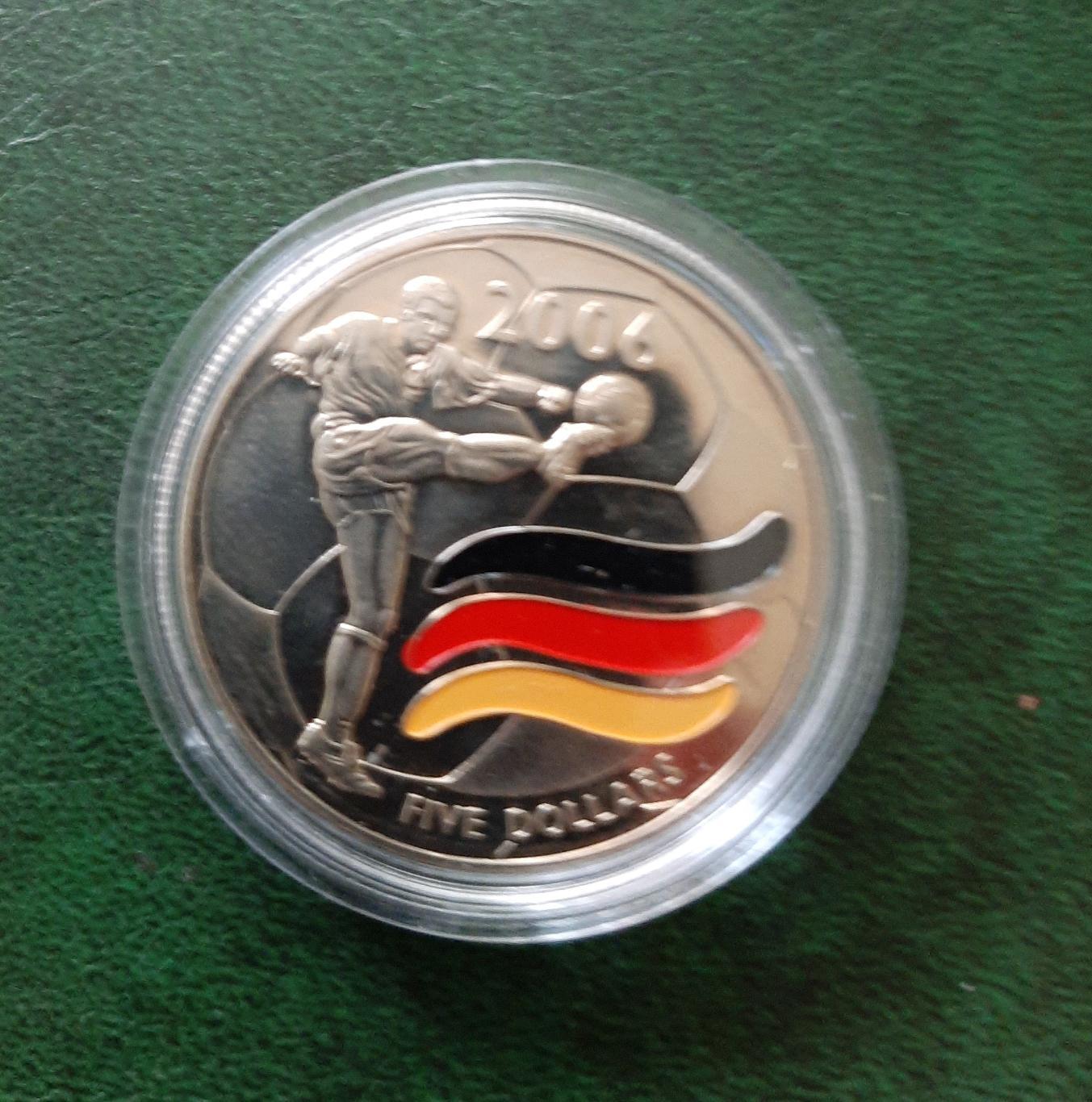 Монета Либерия 5 долларов ЧМ 2006 Германия