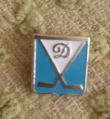 Знак хоккей динамо