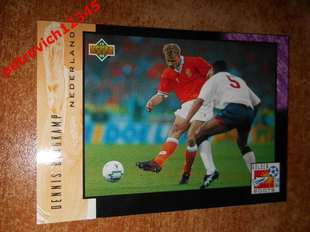 футбол.карточка= Dennis Bergkamp (Netherlands)