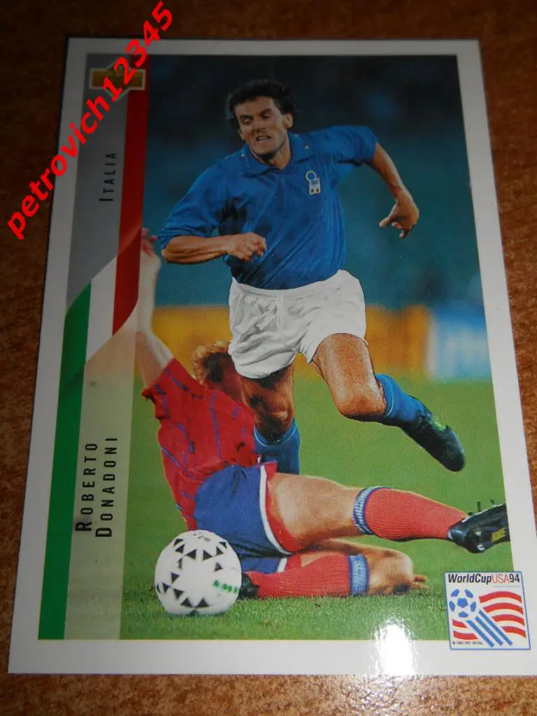 футбол.карточка = Roberto Donadoni (Italy)