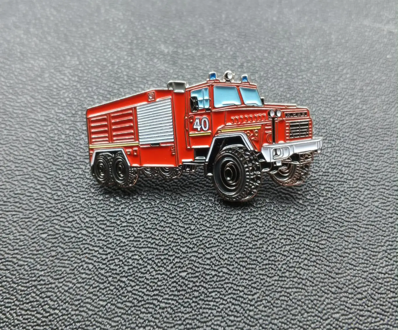 Значок пожарная машина КрАЗ 260