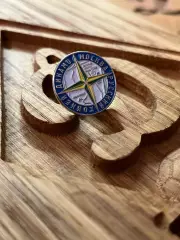 Значок Динамо Москва хоккей с мячом Серия Stone Island Maps