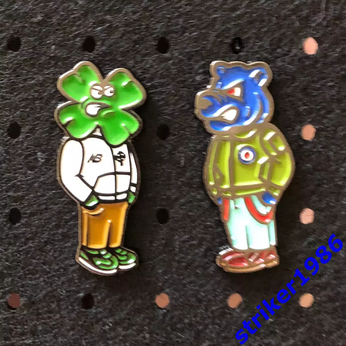 Значки серия Противостояние Селтик Рейнджерс